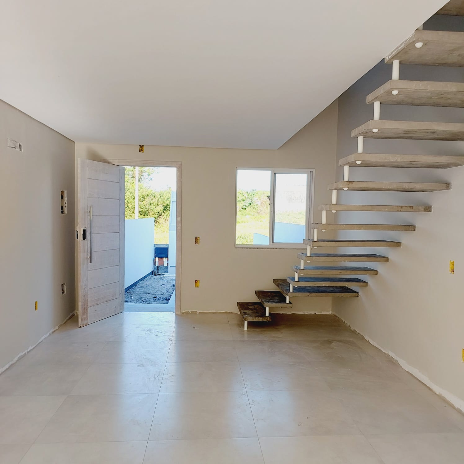 WhatsApp Image 2024-06-08 at 22.30.07 (1).jpeg